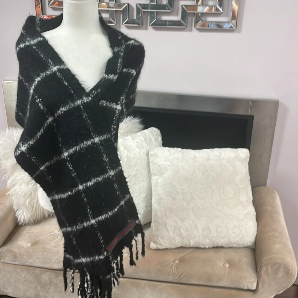 Victoria's Secret scarf